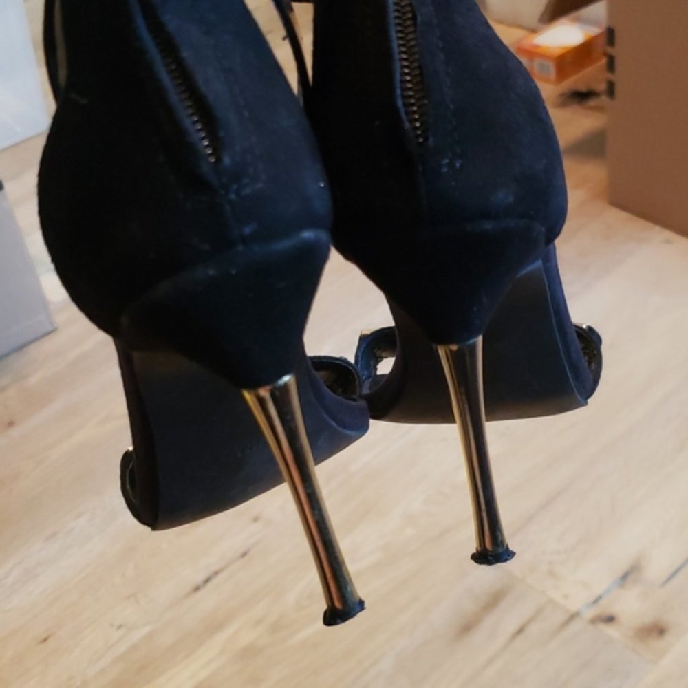 JEFFREY CAMPBELL sz 7 BLACK F*CK OFF or F BOMB METAL ACCENT HEELS strappy sandal - Picture 4 of 7